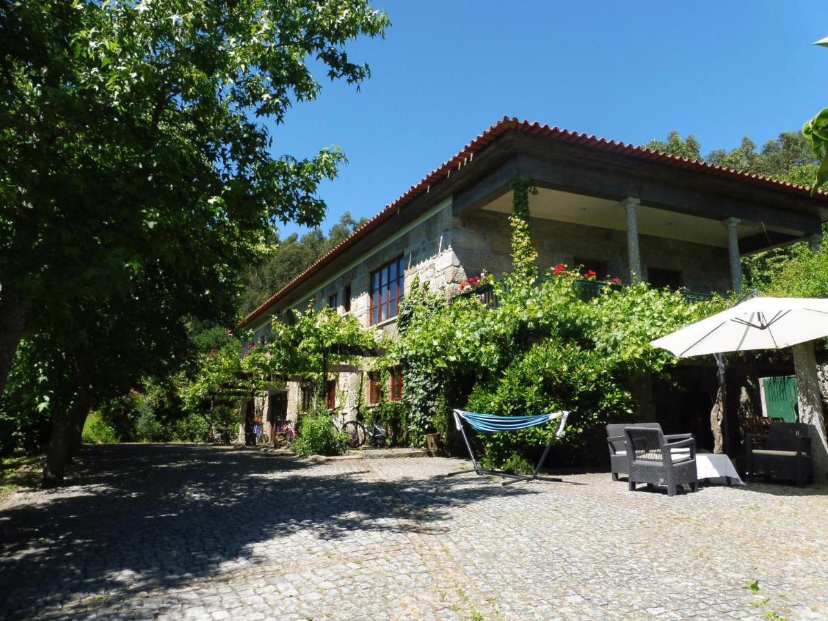 The Pool House Longos Exterior foto